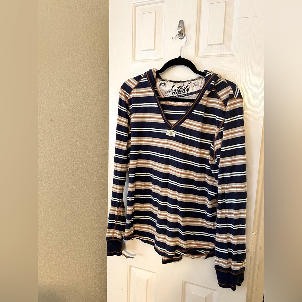 Vintage Artful Dodger Men’s Hooded Shirt
